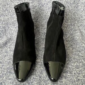 IMPO Nina black faux suede-patent toecap/accents ankle boots